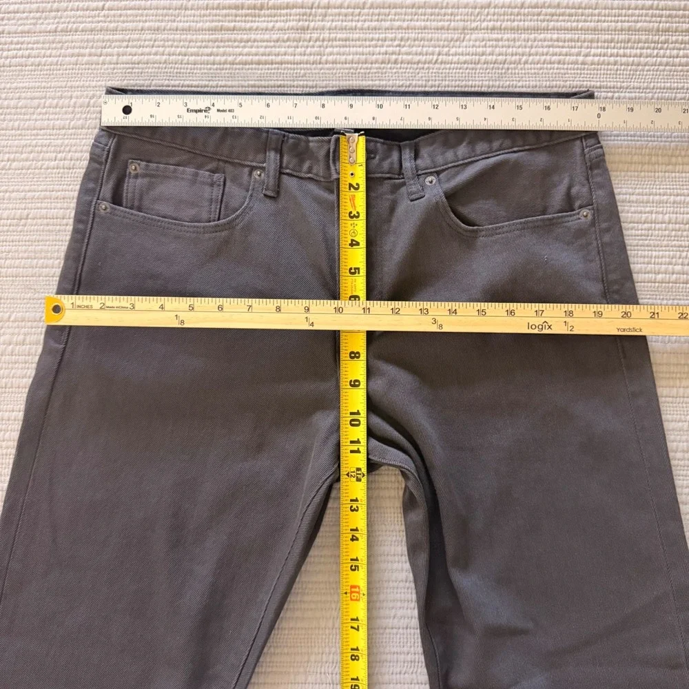 Banana Republic Men's Premium Performance Jeans 36x32 Charcoal Gray Straight Leg